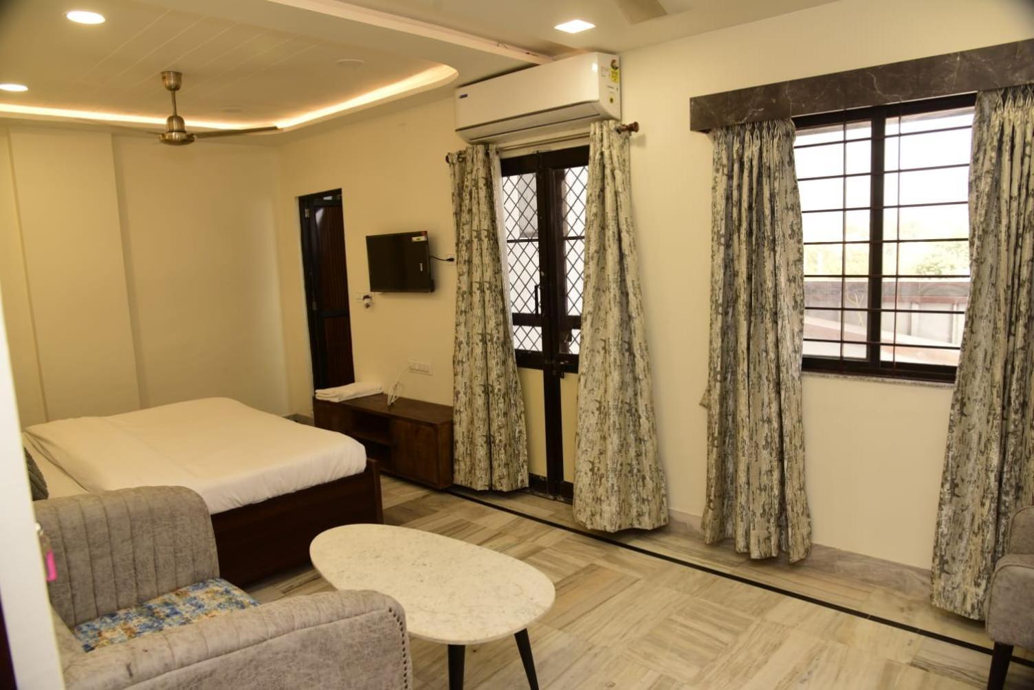 Holiday Out Hotel Jodhpur  Exterior photo